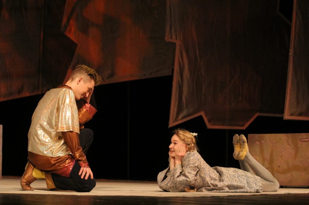 tumblr_phbsw66KW41upzyrzo10_1280