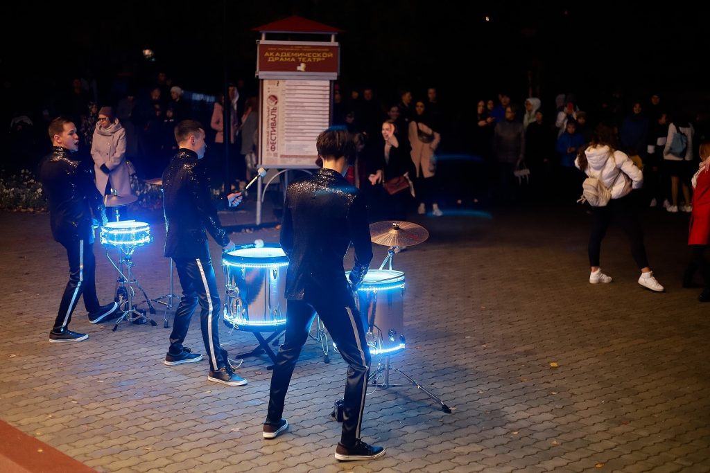 барабанщики