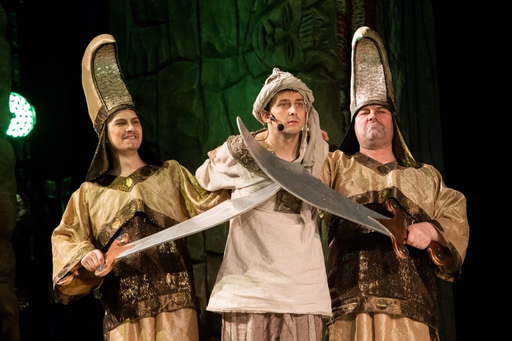 WhatsApp Image 2022-12-08 at 12.21.01 (1)