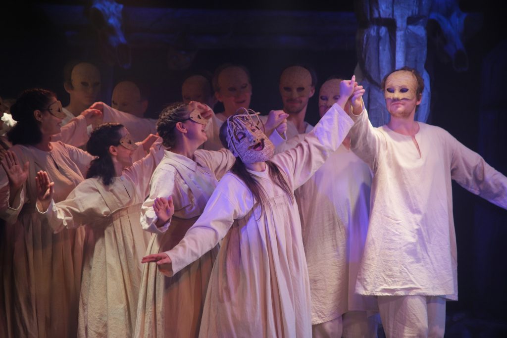 лучший актерский ансамбль и лучшее музыкальное решение (спектакль Тувсовъя мойд)